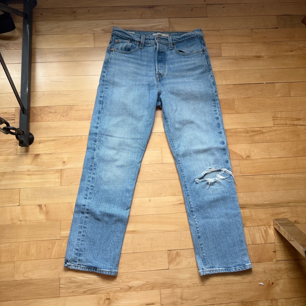 Levi’s Distressed Wedgie Straight Jeans